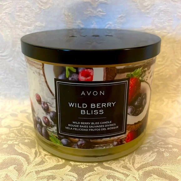 NWT Avon Wild Berry Bliss Candle - Black & Cream.  Discontinued. - Picture 2 of 3